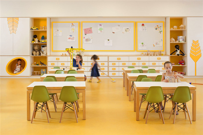 充滿童趣和生活氣息的以色列幼兒園教室裝修設(shè)計方案