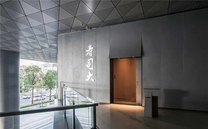 鄭州連鎖餐飲裝修公司分享壽司大連鎖餐廳裝修設(shè)計