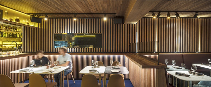 國外創(chuàng)意海港風(fēng)餐廳酒吧裝修設(shè)計(jì)圖  演繹冰火兩重天