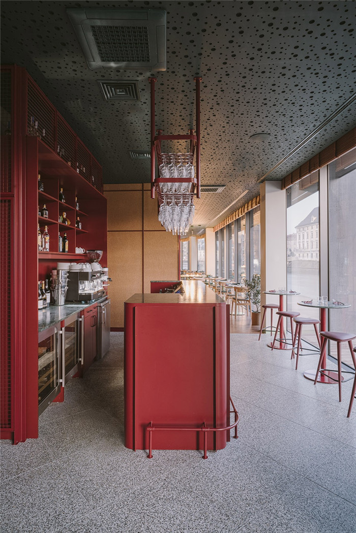 精致工業(yè)風餐廳酒吧吧臺裝修設計方案
