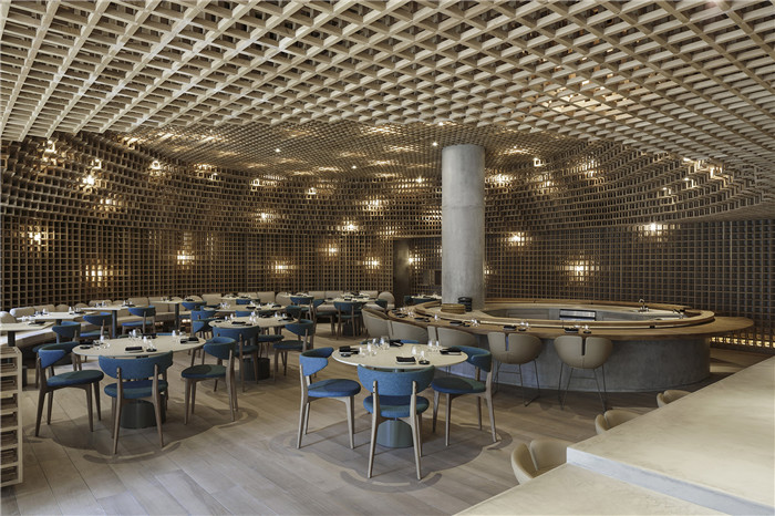 打破常規(guī)  國外創(chuàng)意Kosushi Miami日料餐廳裝修設計