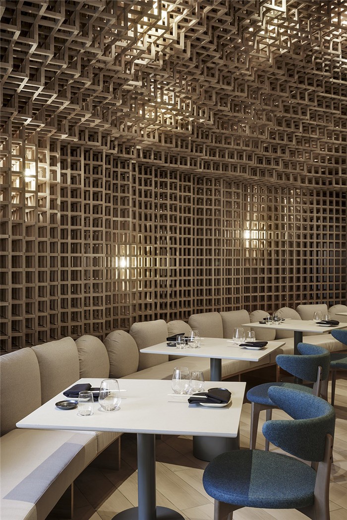 打破常規(guī)  國外創(chuàng)意Kosushi Miami日料餐廳裝修設計